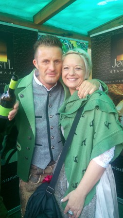 Das Trachtenpärchen